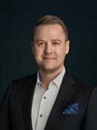 Bilde av megler Albert Eltvik Øien