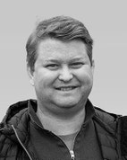 Bilde av megler Ørjan Skaret