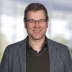 Bilde av megler Halvor Dahle Meland