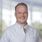 Bilde av megler Mads Skinnarmo Forsth