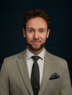 Bilde av megler Mikkel Johnsen