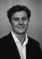 Bilde av megler Mathias Olsen