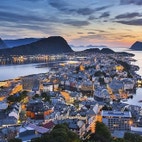 Bilde av megler MARIA B