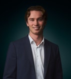 Bilde av megler Håkon Rygh Solvang