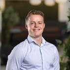 Bilde av megler Sebastian Skogsholmen Kartveit