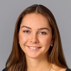 Bilde av megler Marthe Petersen