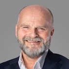 Bilde av megler Rune Øverlie