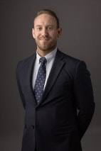 Bilde av megler Kristoffer Stormfelt