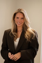 Bilde av megler Synne Eide Lunde