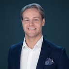 Bilde av megler Mathias Skjeggedal