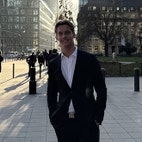 Bilde av megler Mikkel