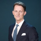 Bilde av megler Kristoffer Mjåtveit