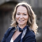 Bilde av megler Britt Fagerland