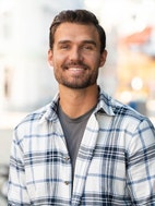 Bilde av megler Sebastian Eide