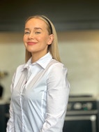 Bilde av megler Malin Simonsen