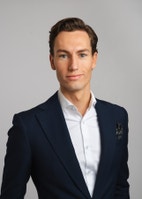 Bilde av megler Fabian Haukedal
