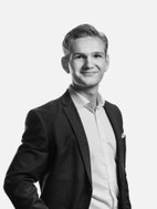 Bilde av megler Eivind Parnas Bardal
