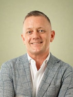 Bilde av megler Stian Berglund
