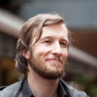 Bilde av megler Adrian