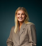 Bilde av megler Kaja Årvik Olsen