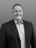 Bilde av megler Hans Erik Engebretsen