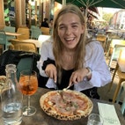 Bilde av megler Andrea