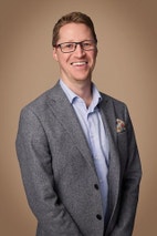 Bilde av megler Eirik Jørgen Off