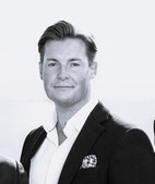 Bilde av megler Ola Skarra Arnesen