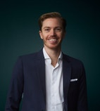 Bilde av megler Olle Eriksson