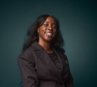 Bilde av megler Nana Badu