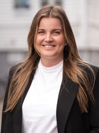 Bilde av megler Katrine Frøyland