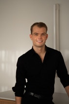 Bilde av megler Magnus Bekken