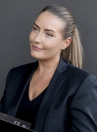 Bilde av megler Kaja Fossberg