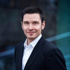 Bilde av megler Christian Fredriksen