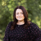 Bilde av megler Lene Martinsen