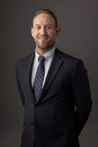 Bilde av megler Kristoffer Stormfelt