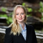 Bilde av megler Sara E. Løken