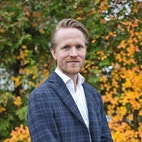Bilde av megler Andreas Bjerke Hansen