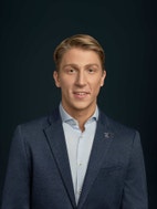 Bilde av megler Mathias Gjertsen