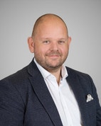 Bilde av megler Torstein Drevik