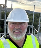 Bilde av megler Henning Lundby