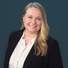 Bilde av megler Hanne Larsen