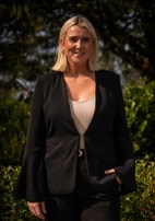 Bilde av megler Jeanett Kallekleiv