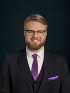 Bilde av megler Anton Vikingstad Pettersen