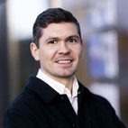 Bilde av megler Noah Andersen-David