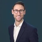 Bilde av megler Christian Eik