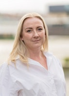 Bilde av megler Miriam Klungtveit