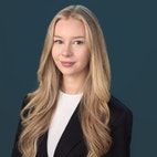 Bilde av megler Amanda Smaadal