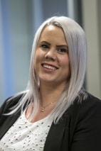 Bilde av megler Hanne Berit Bekkhus