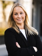 Bilde av megler Tina Vinje